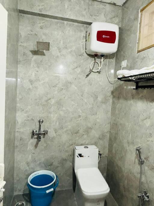Simhagiri Sea Holiday Inn فيساخاباتنام المظهر الخارجي الصورة
